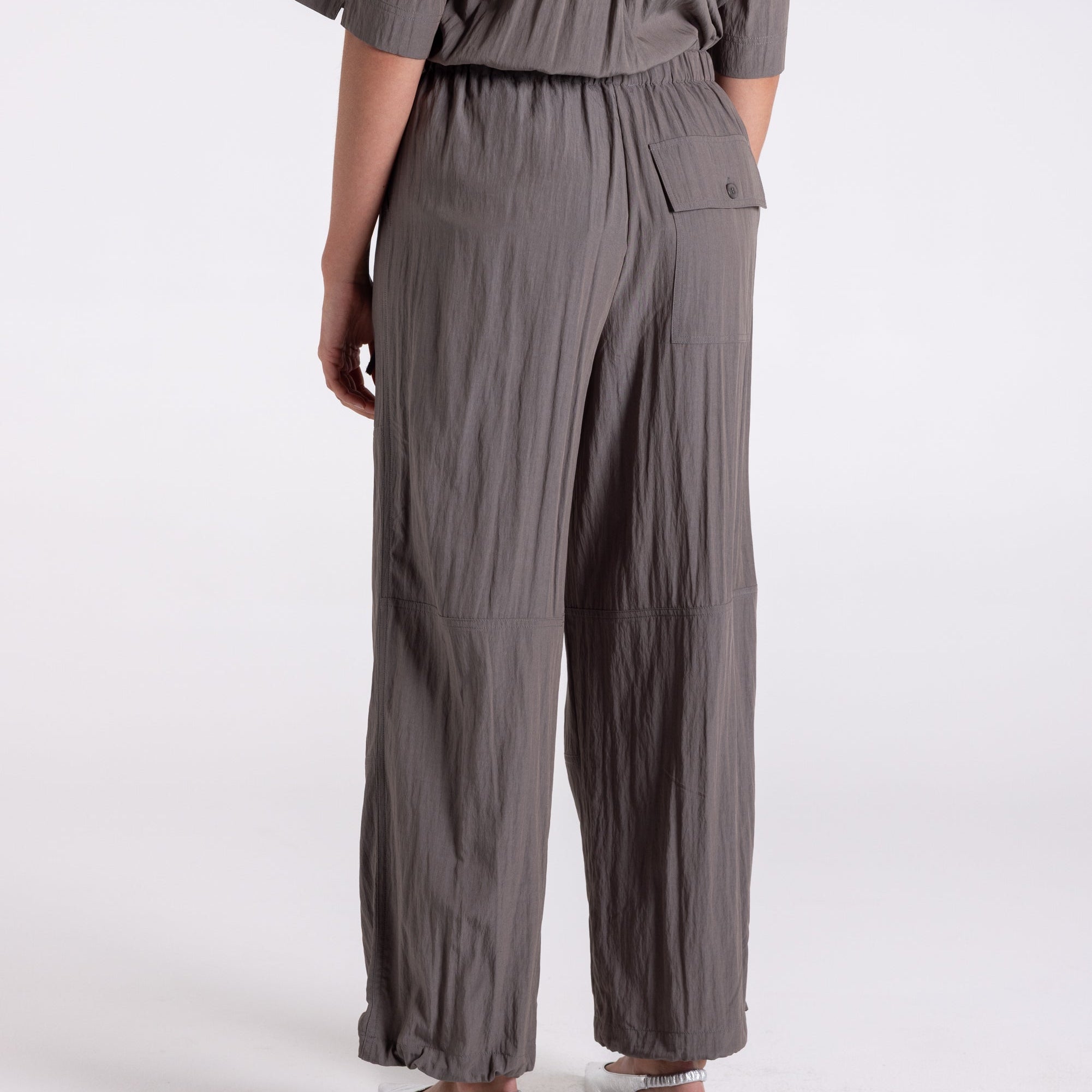 Crinkle cargo pant by Two-T's