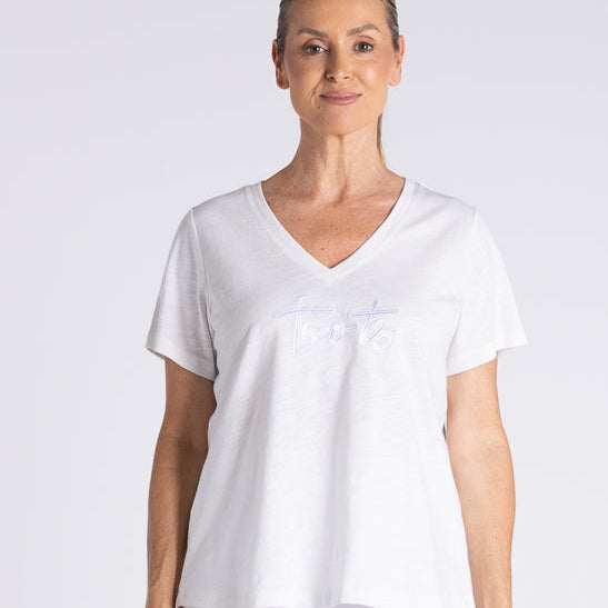 V neck t-shirt with embroidered logo by Two T's