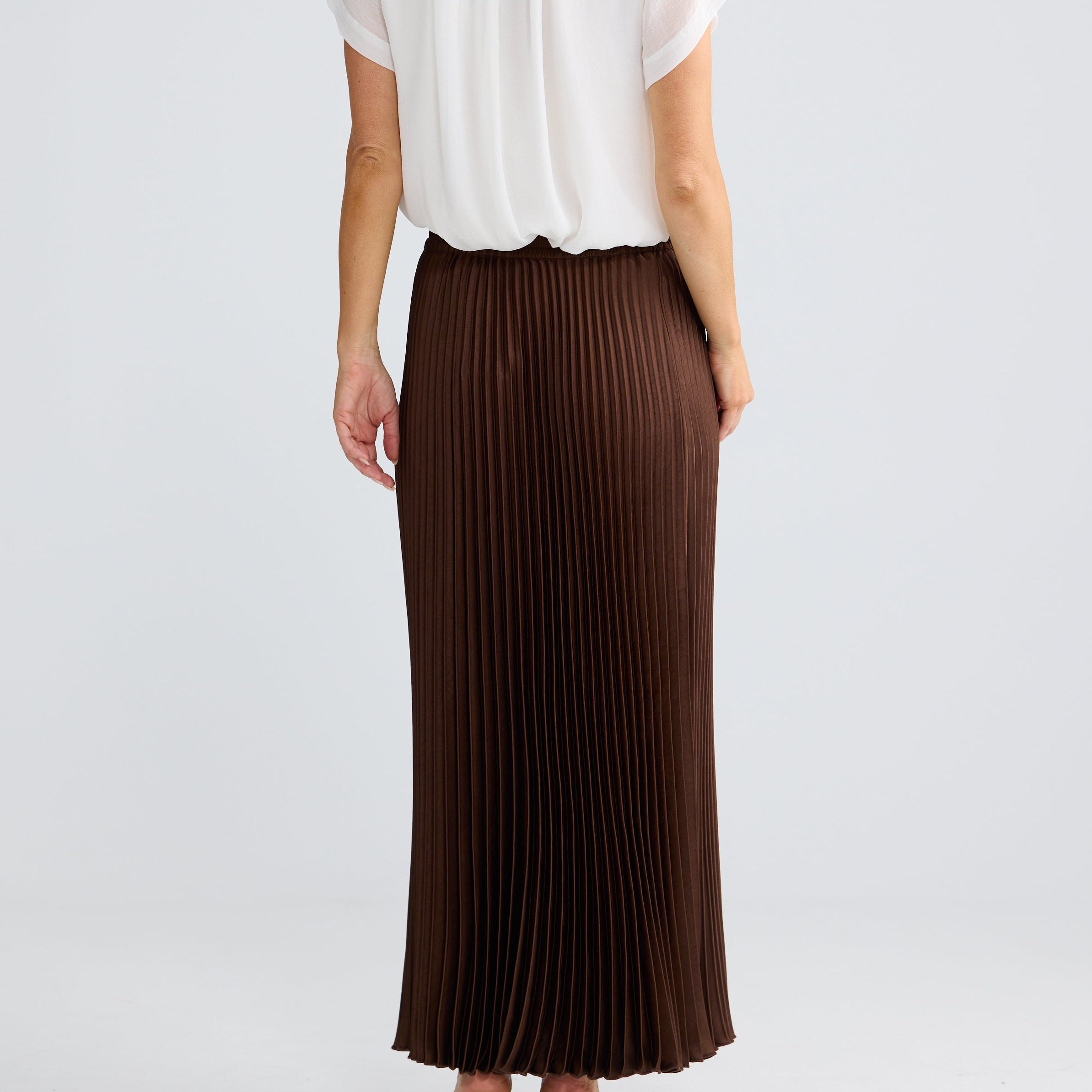 Alias Pleated skirt by Brave & True - Chocolate
