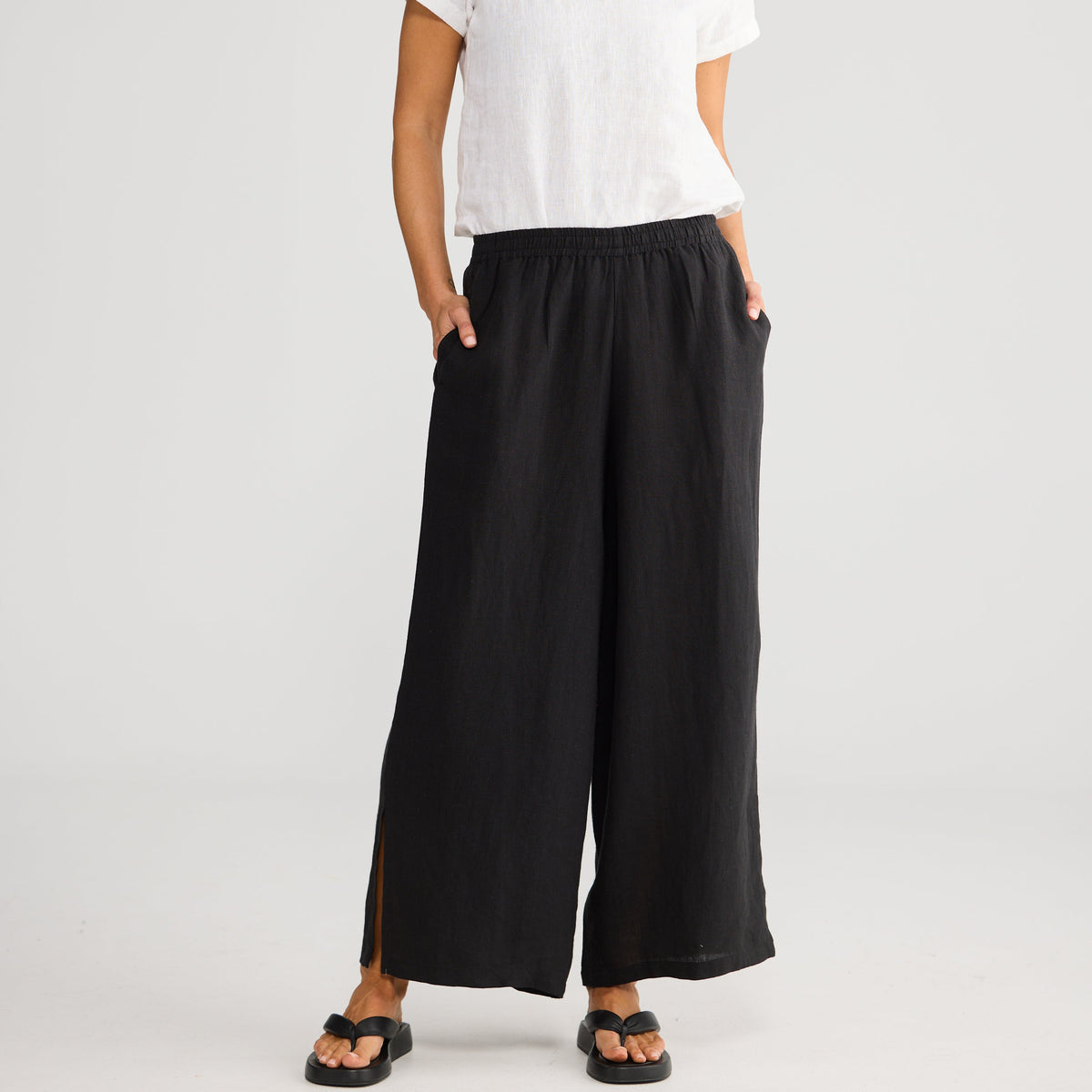 Fly Away pant - black by Holiday