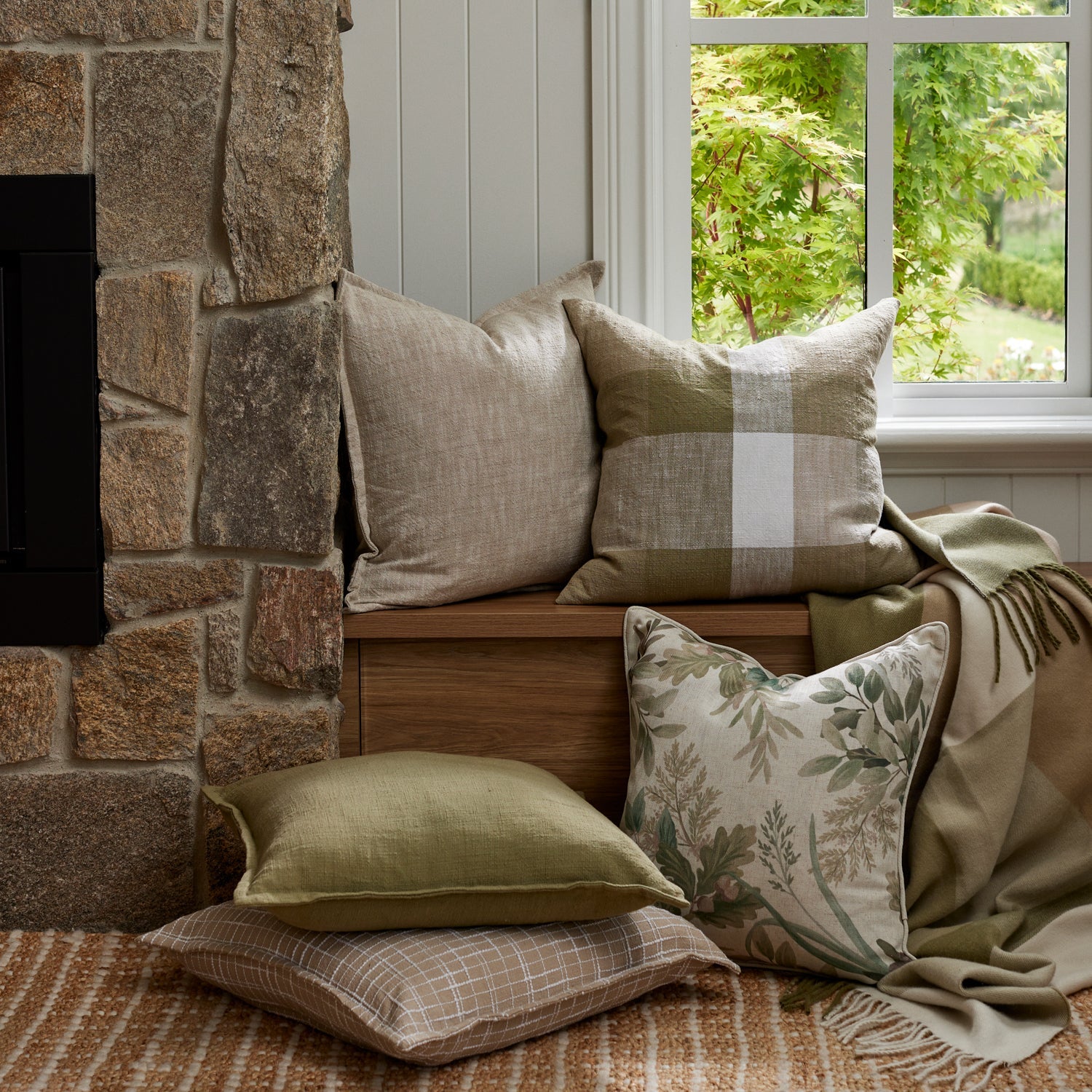 Felix Green Throw by Madras Link