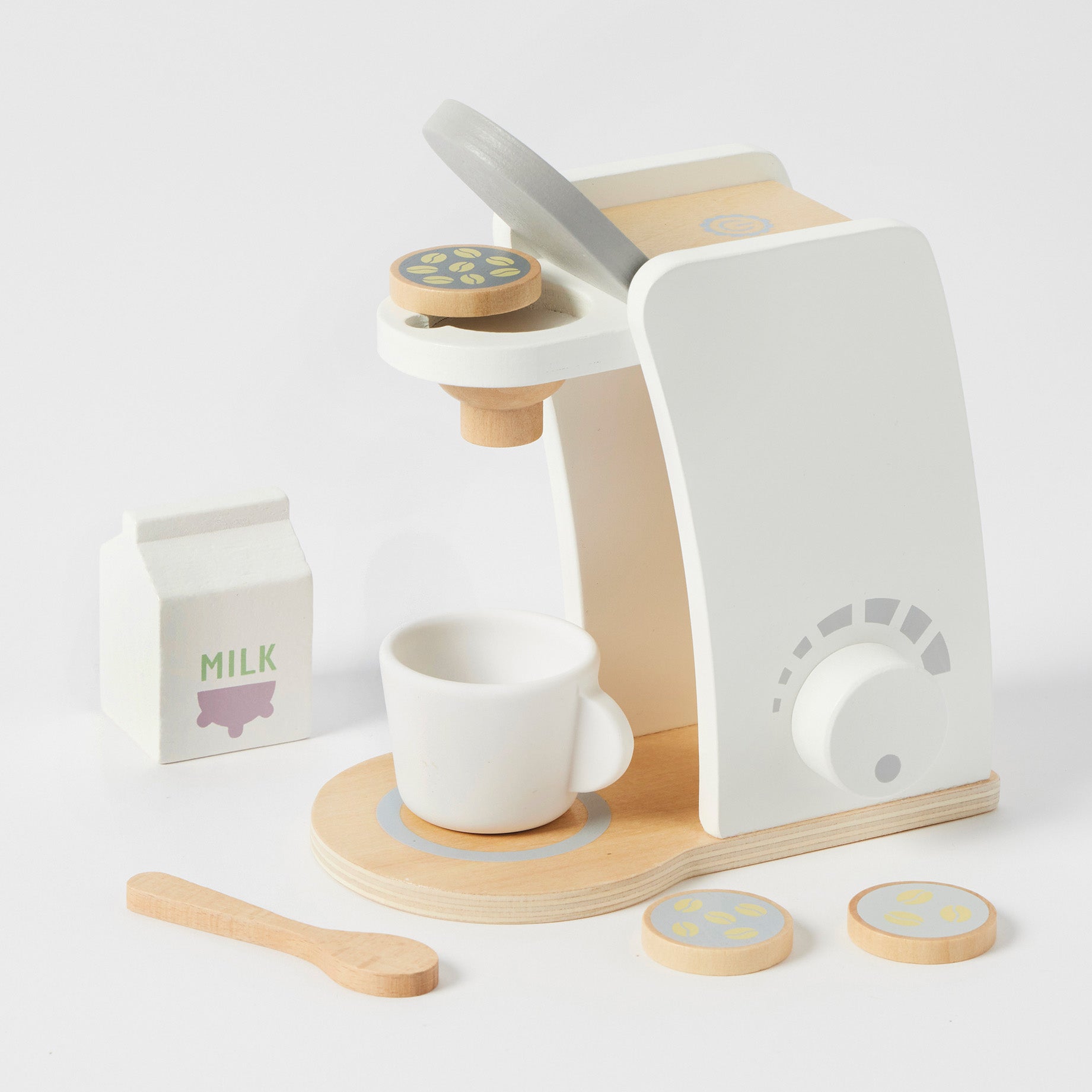 Wooden Coffee Machine by Zookabee