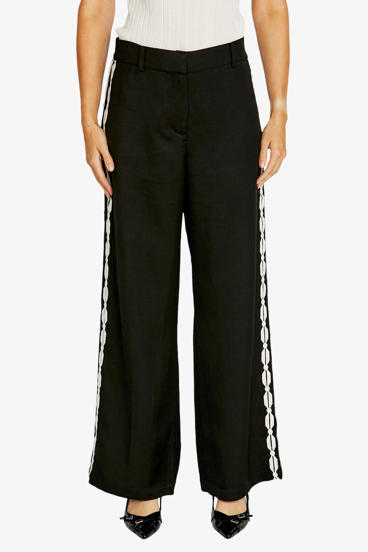 Mila scalloped trim pant by Ping Pong