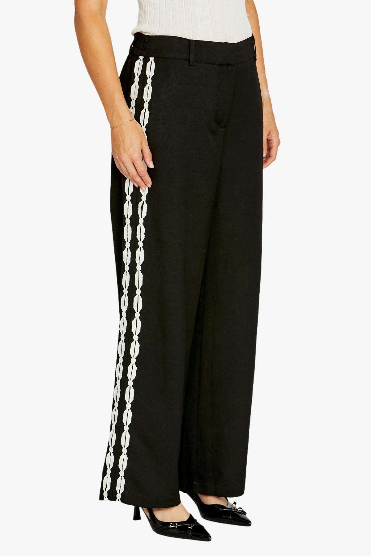 Mila scalloped trim pant by Ping Pong