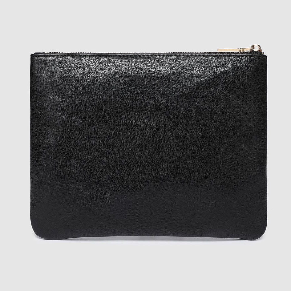 Louie pouch by Louenhide