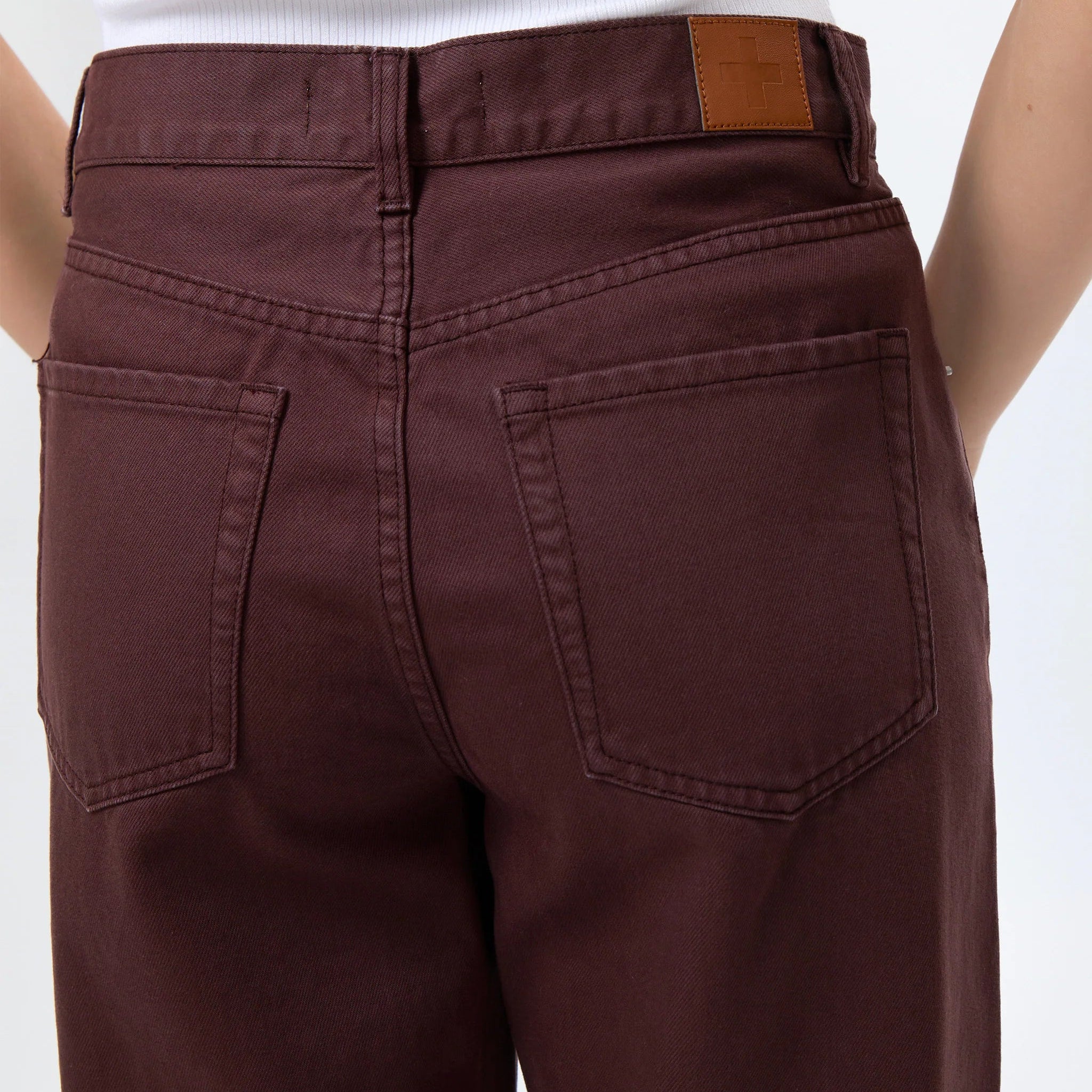 Carson Barrel Jean by Stella + Gemma - Coffee