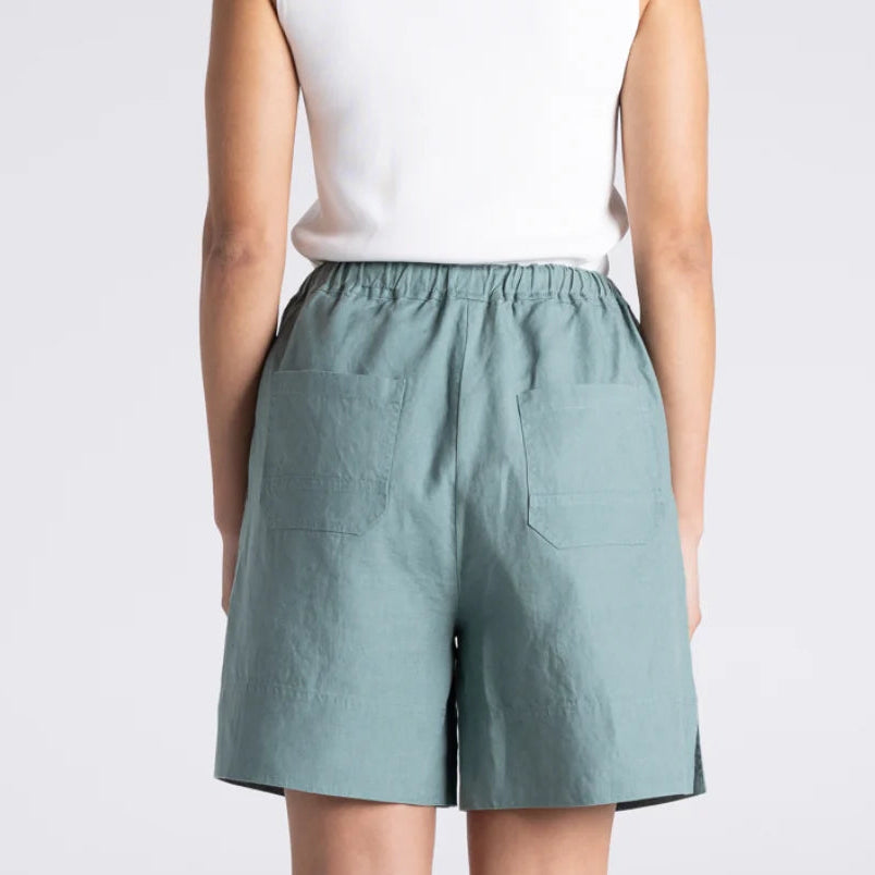 Asher linen short by Two T's - Frosted Fern