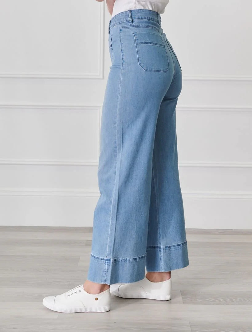 Farrah Pale Wash Denim Jean by Zjoosh