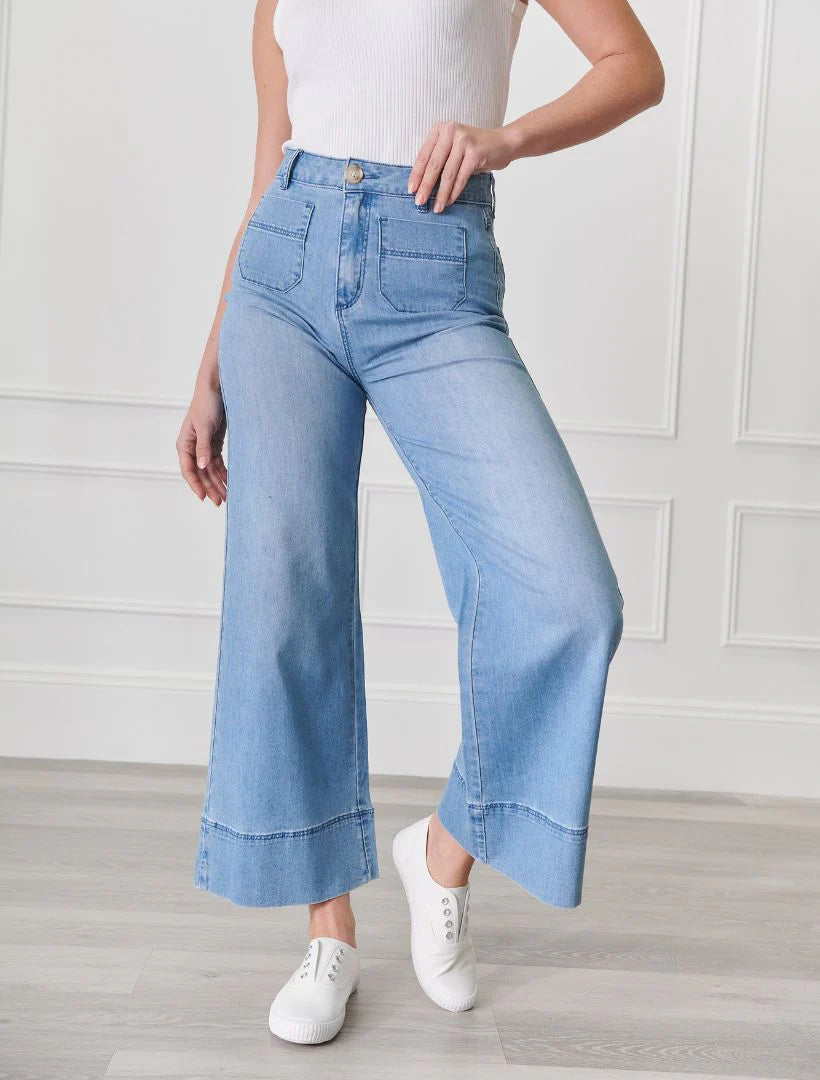 Farrah Pale Wash Denim Jean by Zjoosh