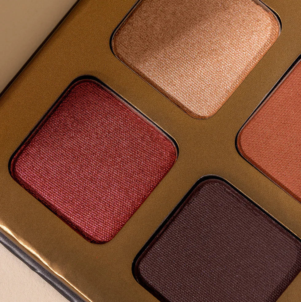 Quad eyeshadow palette by Inika Organic - Flowers