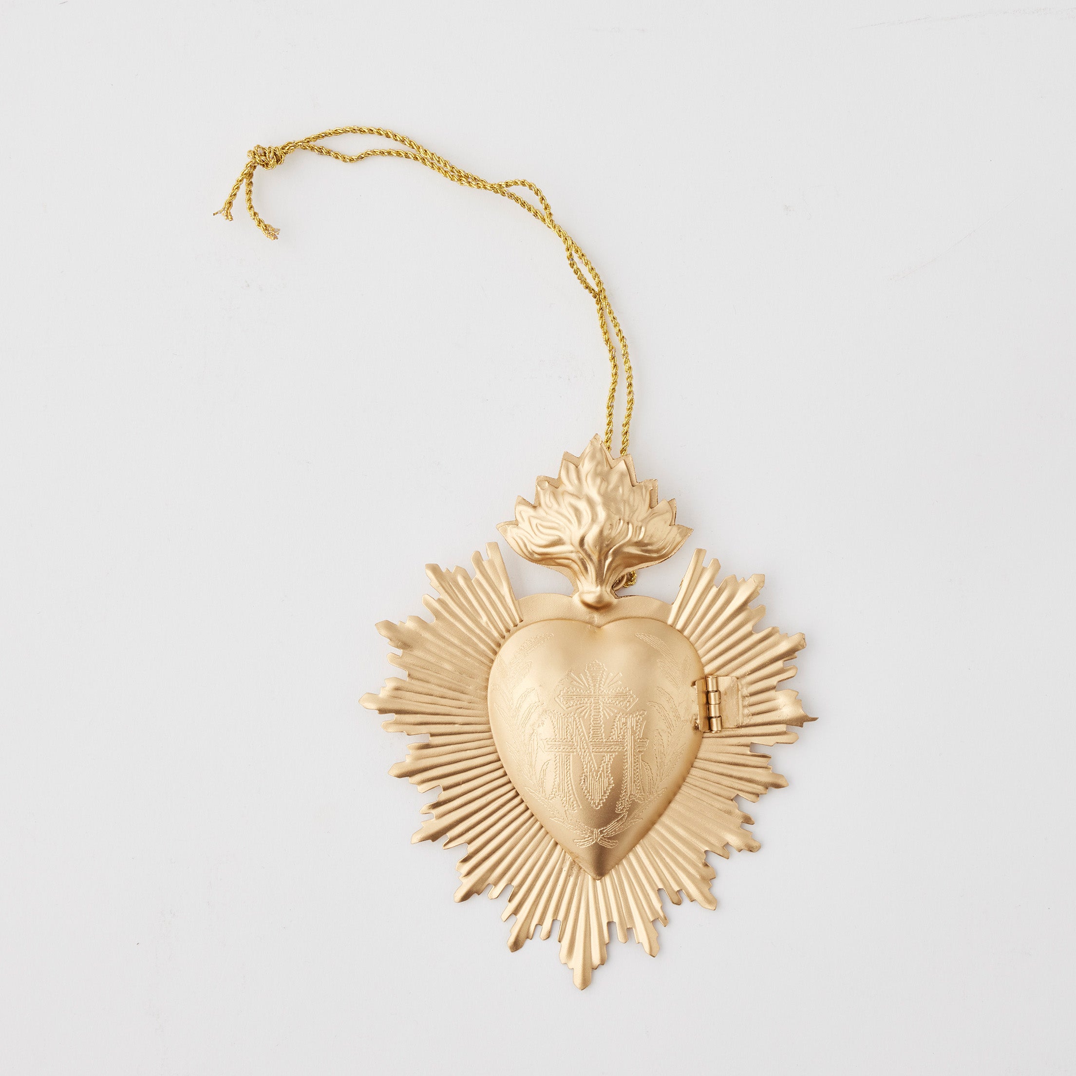 Sacred Heart Hanging Ornament by Pilbeam Living