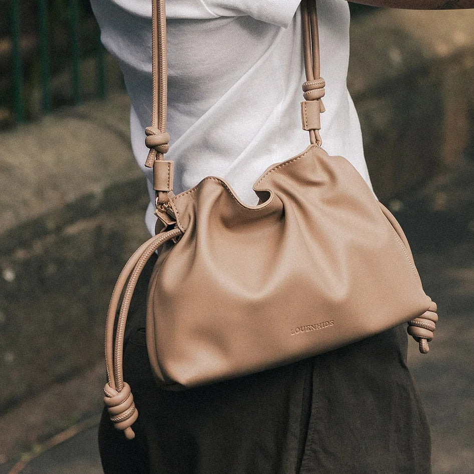 Yumi Crossbody Bag - by Louenhide