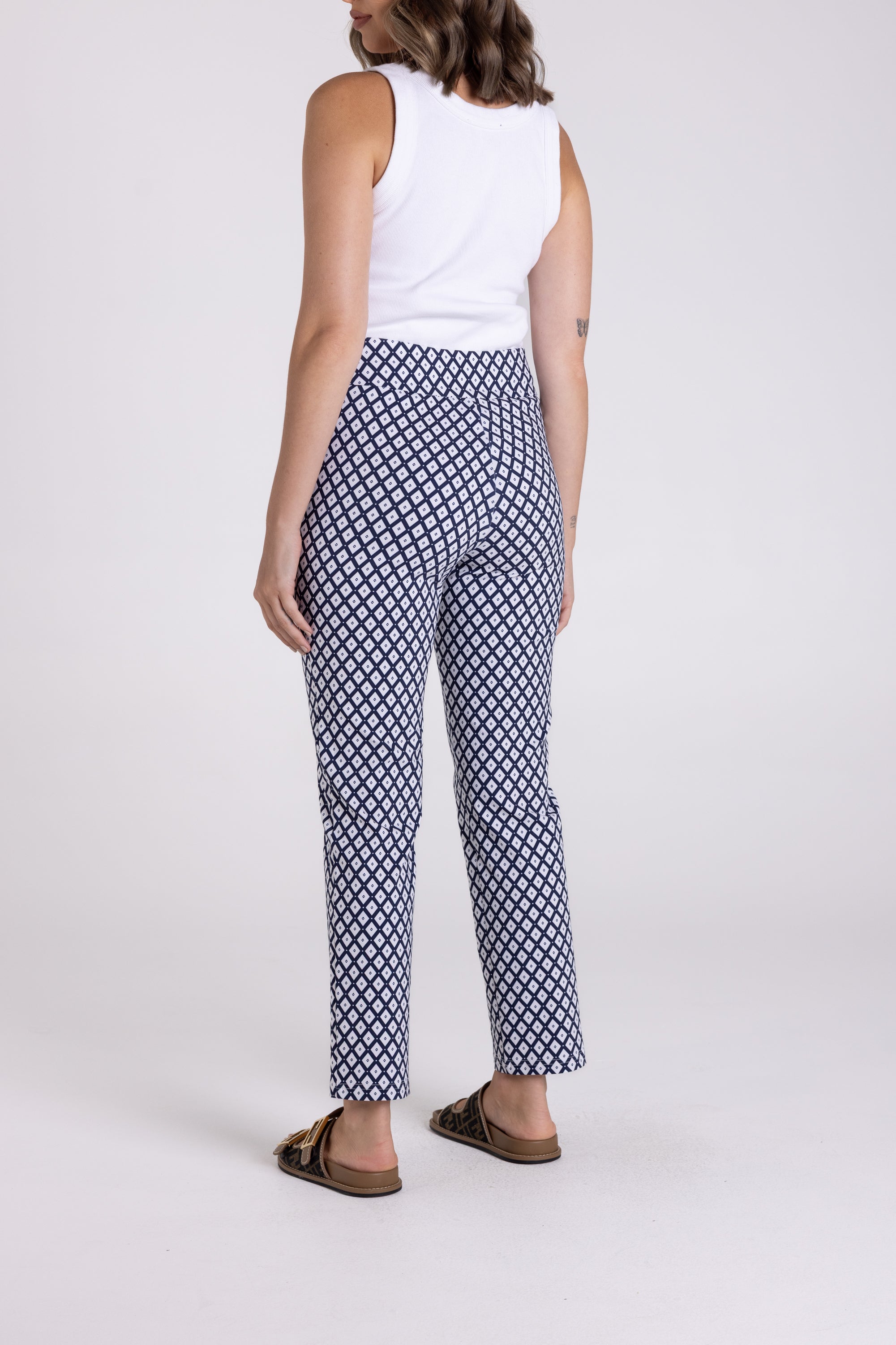 7/8 Diamond Pull On Pant by Two-T's - Navy/White