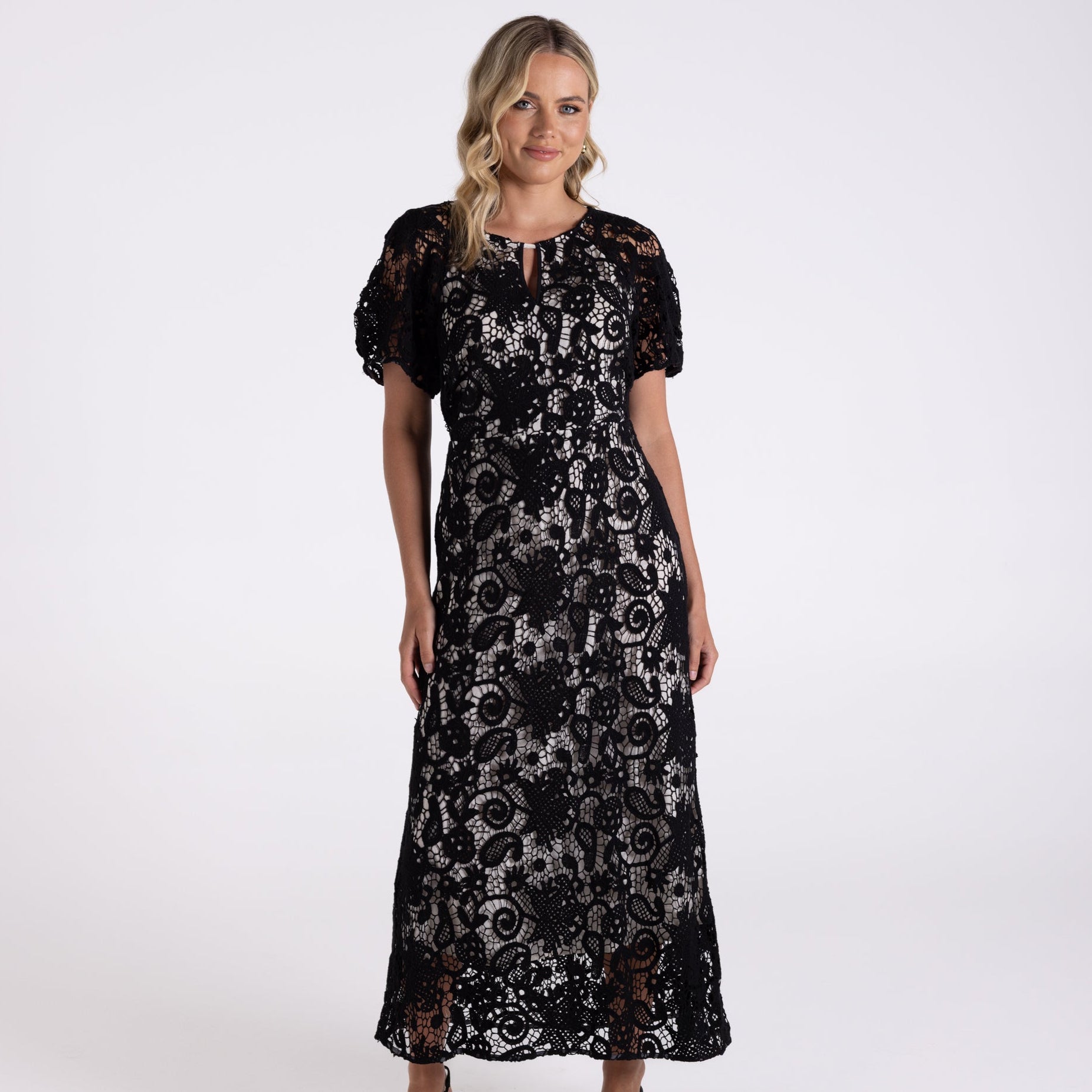 Lace midi dress by Two-T's