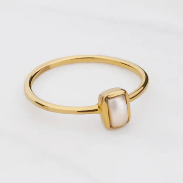 Grace ring by Zafino - Pearl