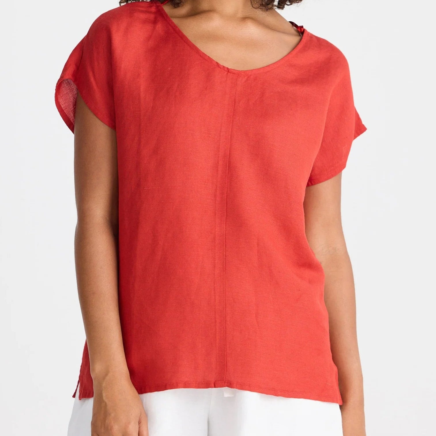 Havana Tee by The Shanty - Cherry Linen Blend