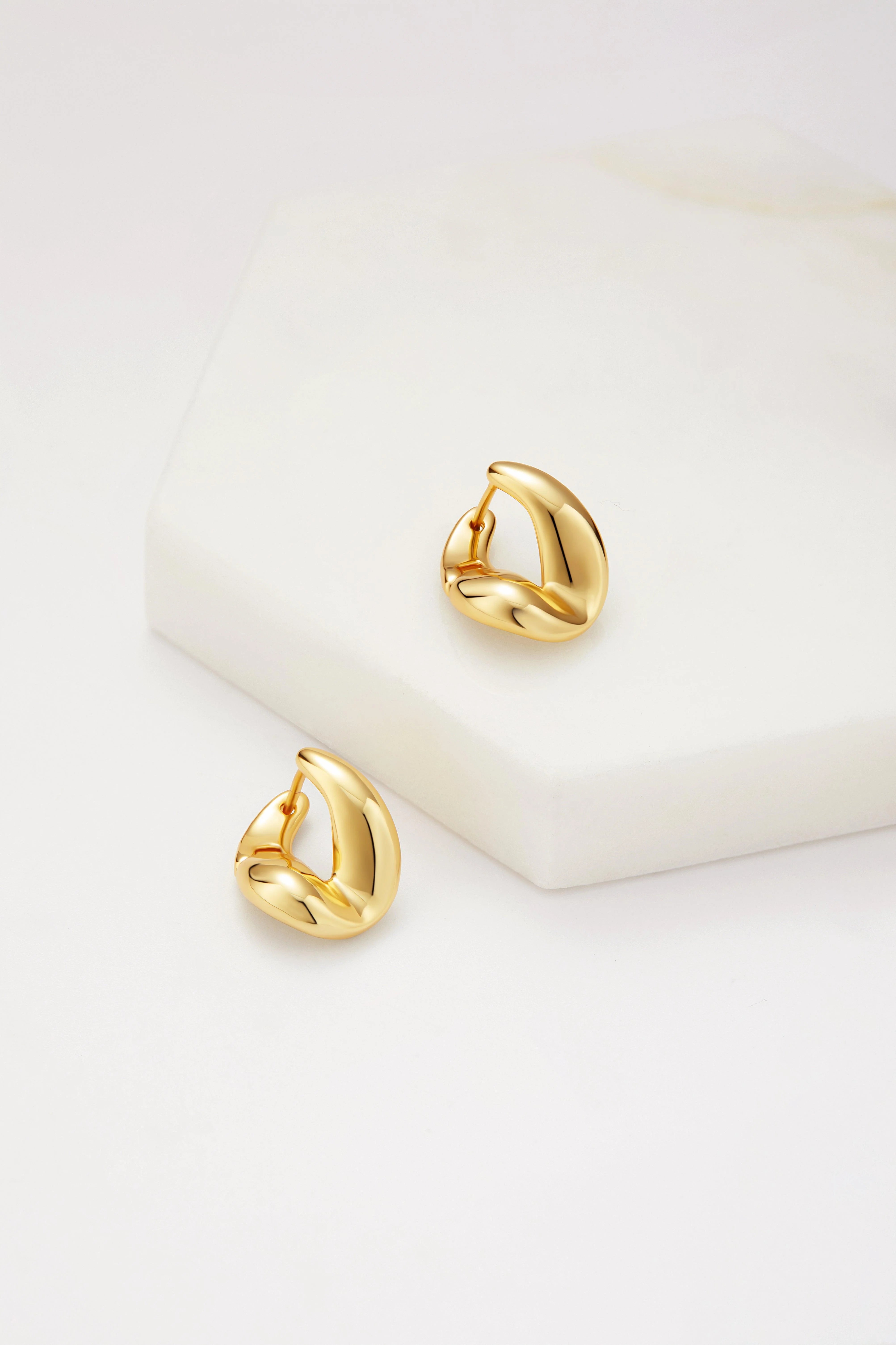 Karla Hoop by Zafino- Gold
