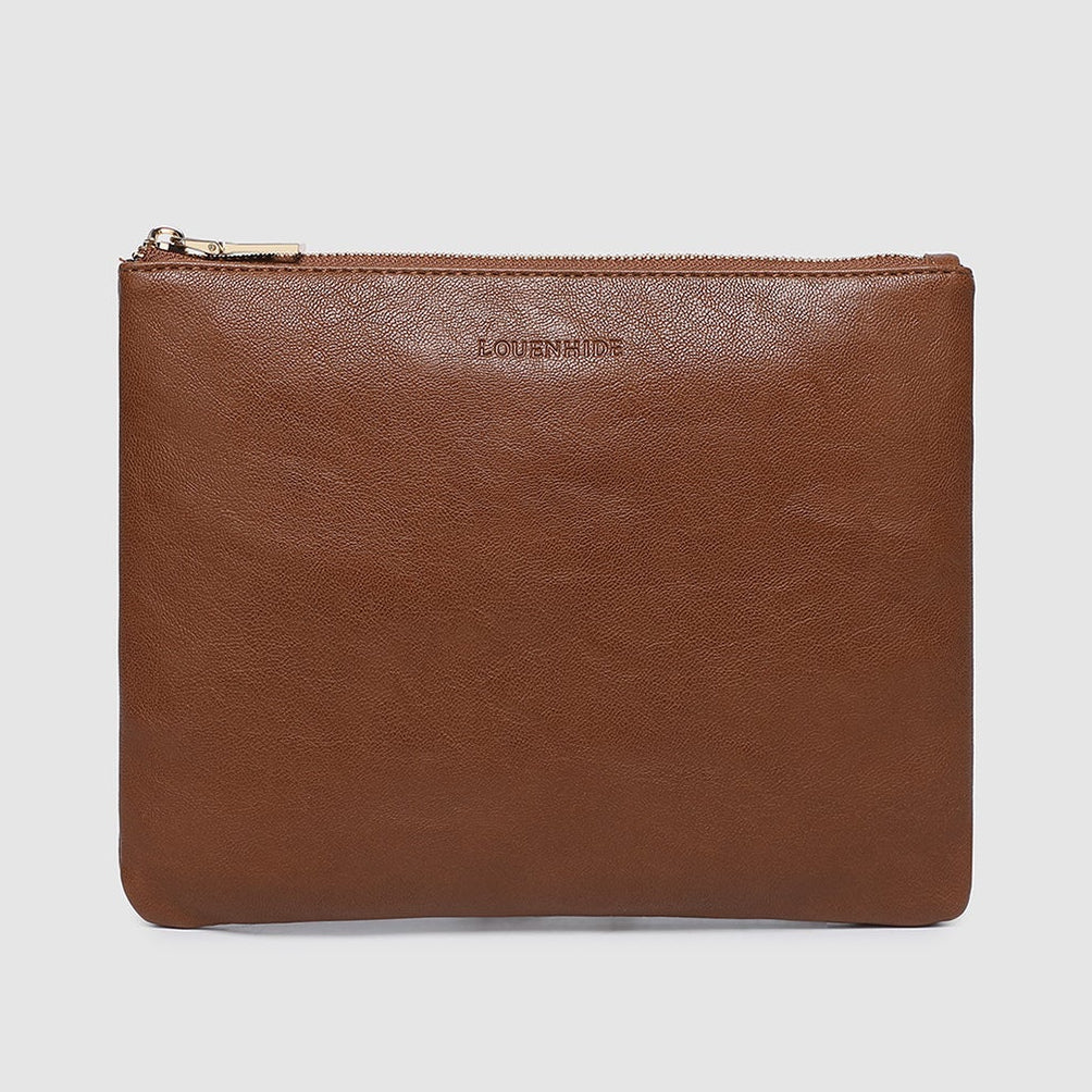 Louie pouch by Louenhide